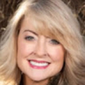 Meet your Posher, Lynn